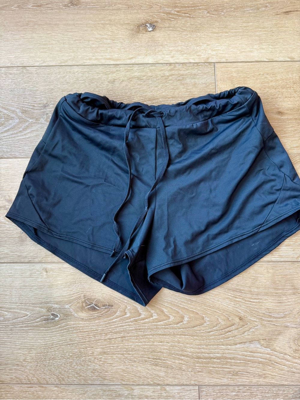 Women's Athletic Wavebreak swim Shorts in black